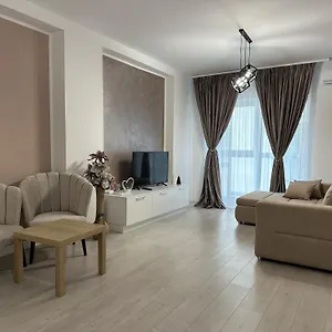 Toscana , Otopeni Romania