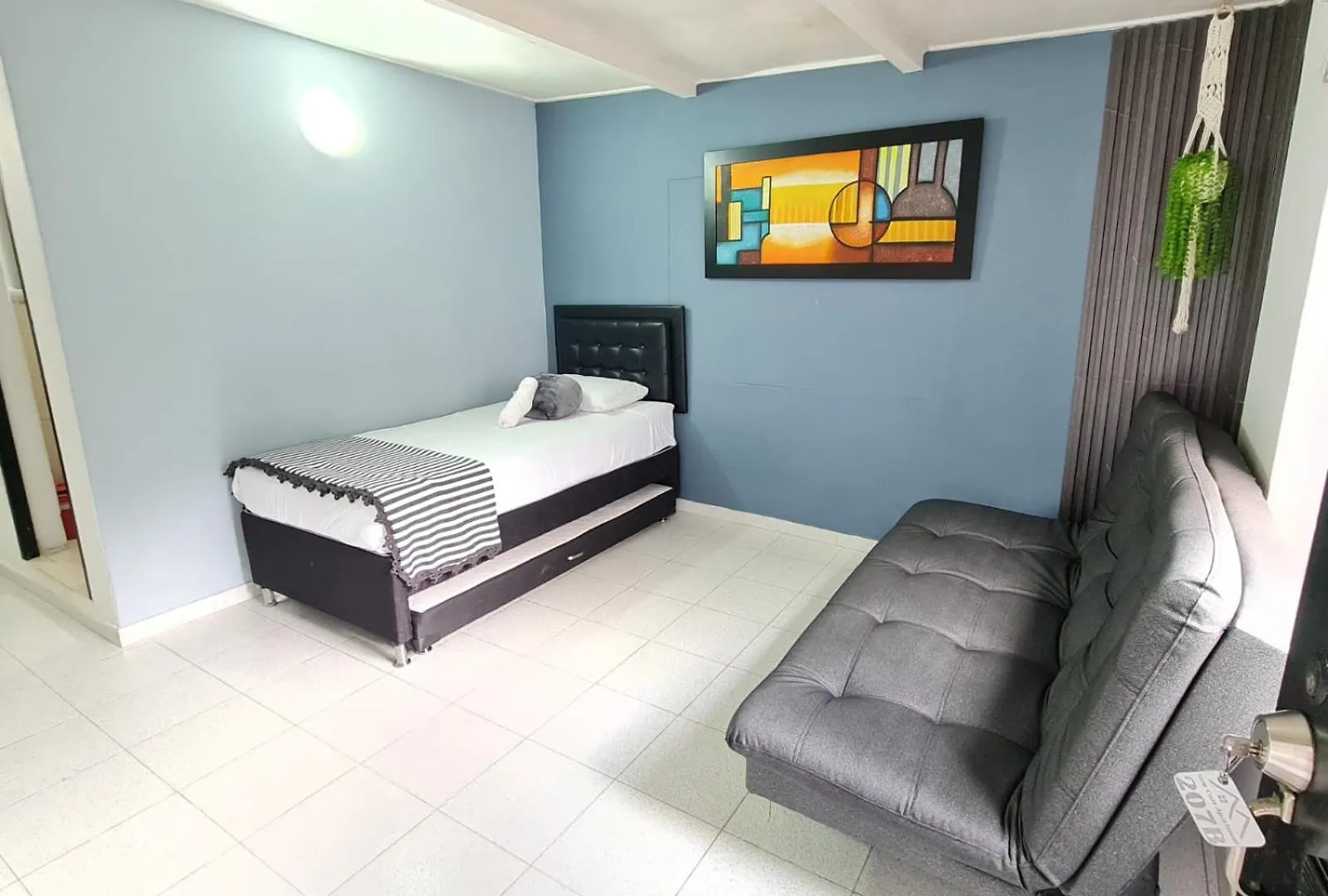 New Cozy Apartment In The Poblado, San Lucas Medellin