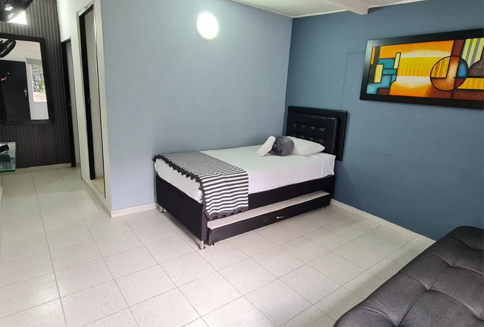 New Cozy Apartment In The Poblado, San Lucas Medellin
