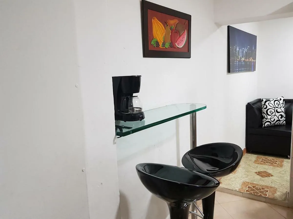 New Cozy Apartment In The Poblado, San Lucas Medellin